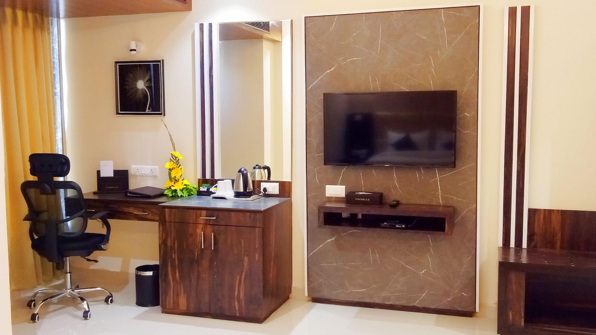 Pinnacle By Click Hotels, Lucknow Eksteriør bilde