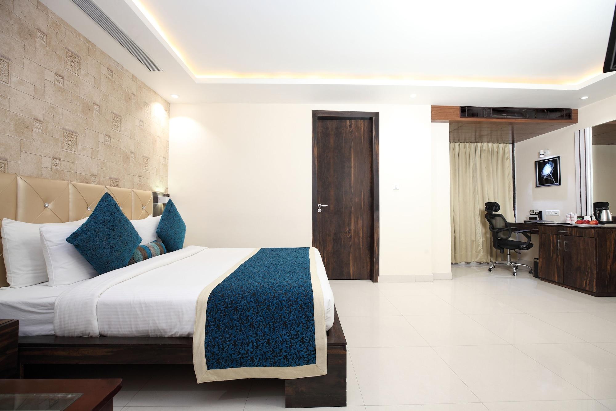 Pinnacle By Click Hotels, Lucknow Eksteriør bilde