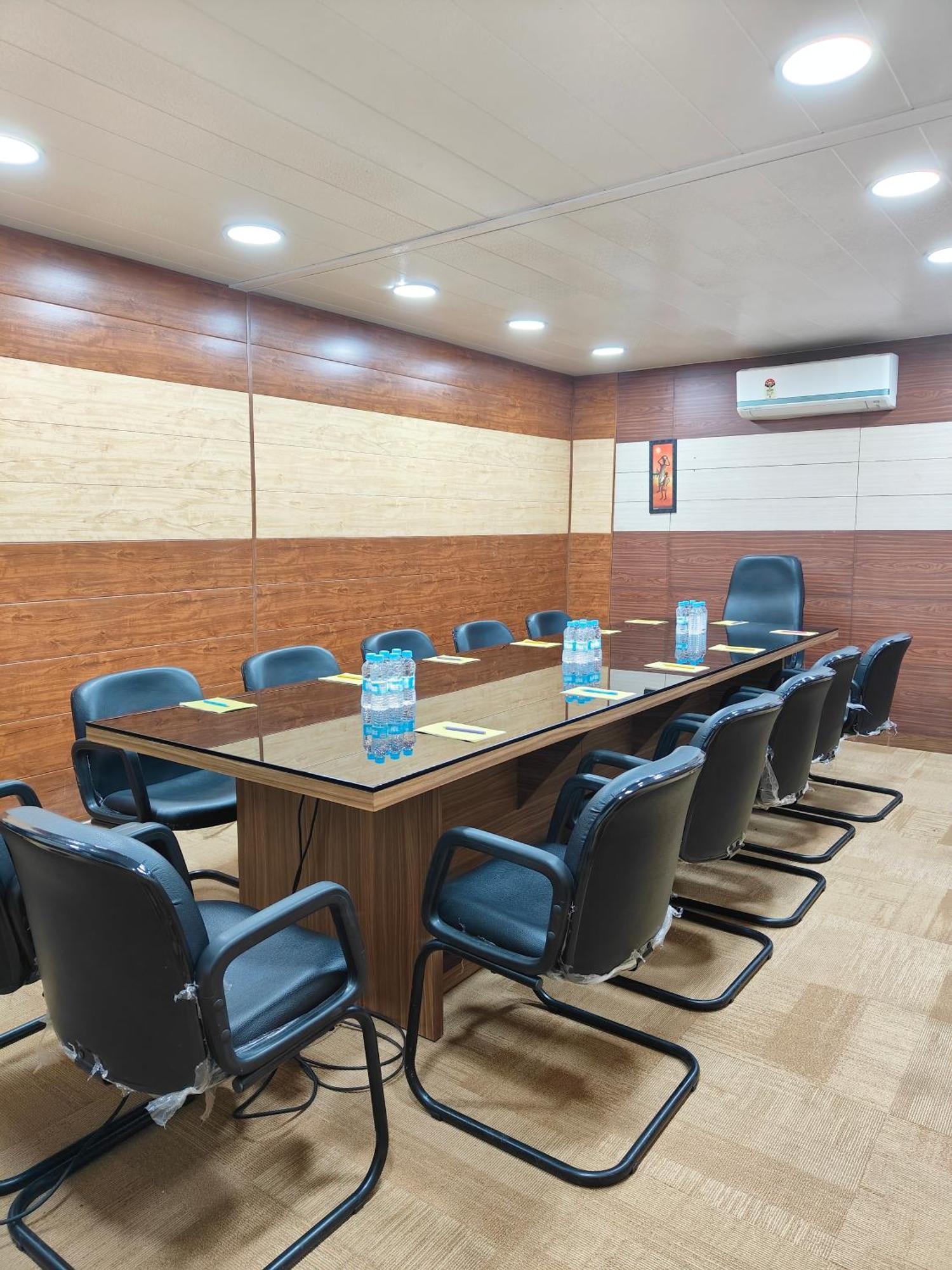 Pinnacle By Click Hotels, Lucknow Eksteriør bilde
