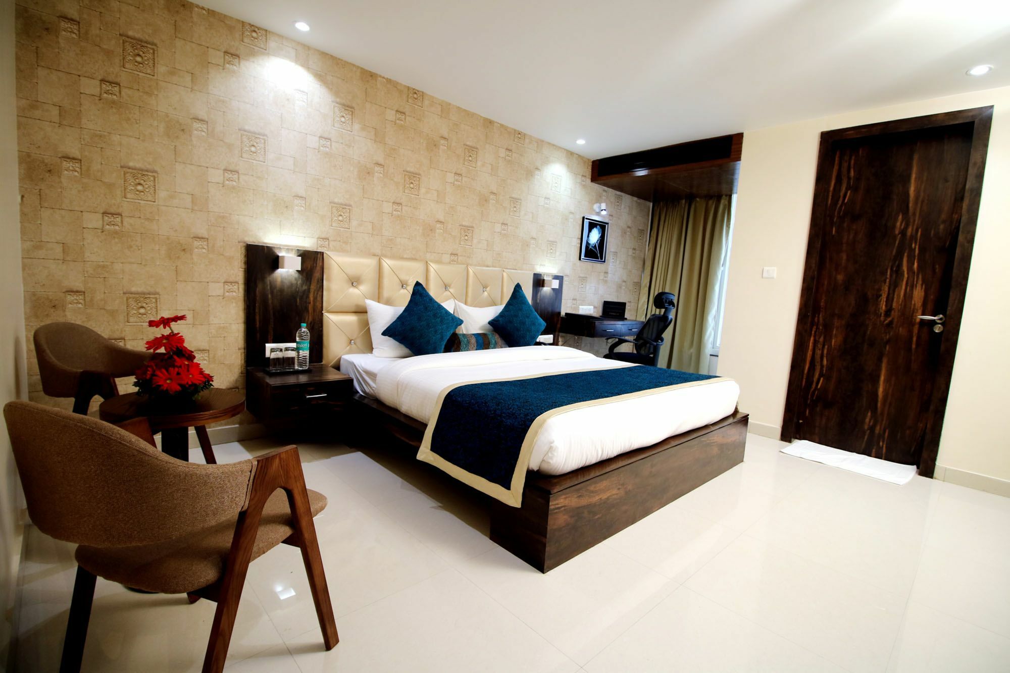 Pinnacle By Click Hotels, Lucknow Eksteriør bilde